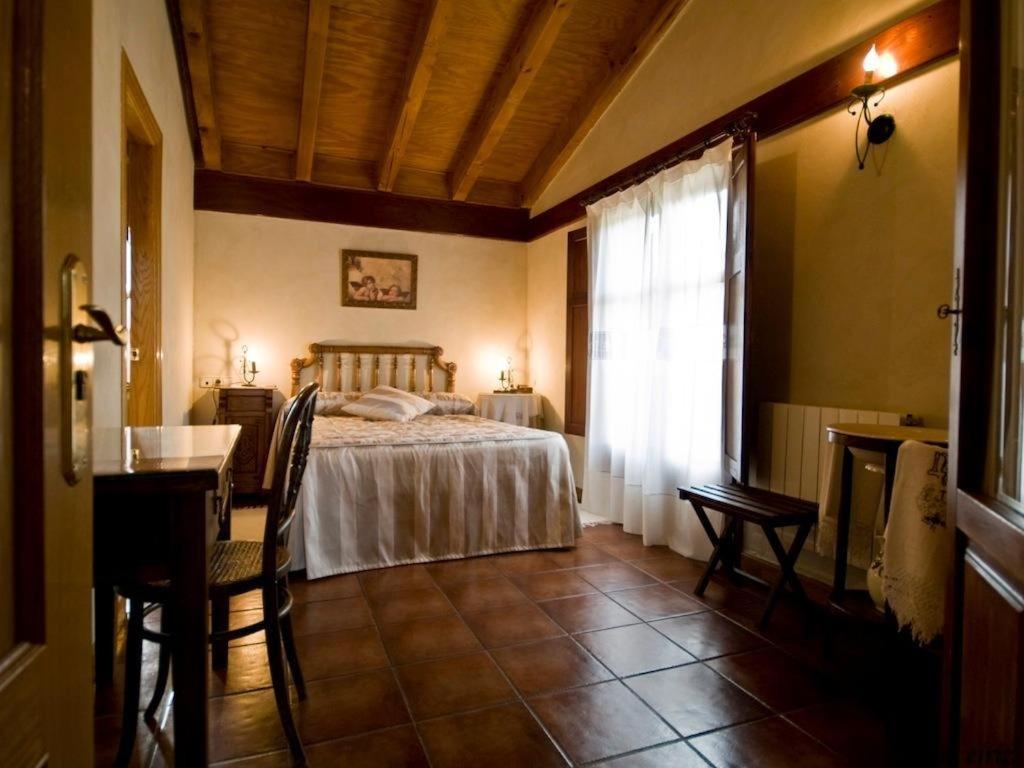 Casa Rural El Meson Брионес Экстерьер фото