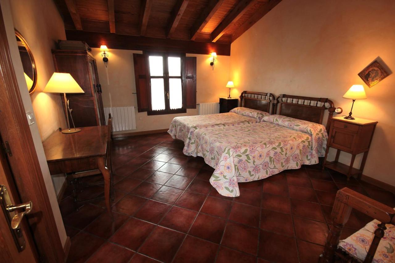 Casa Rural El Meson Брионес Экстерьер фото