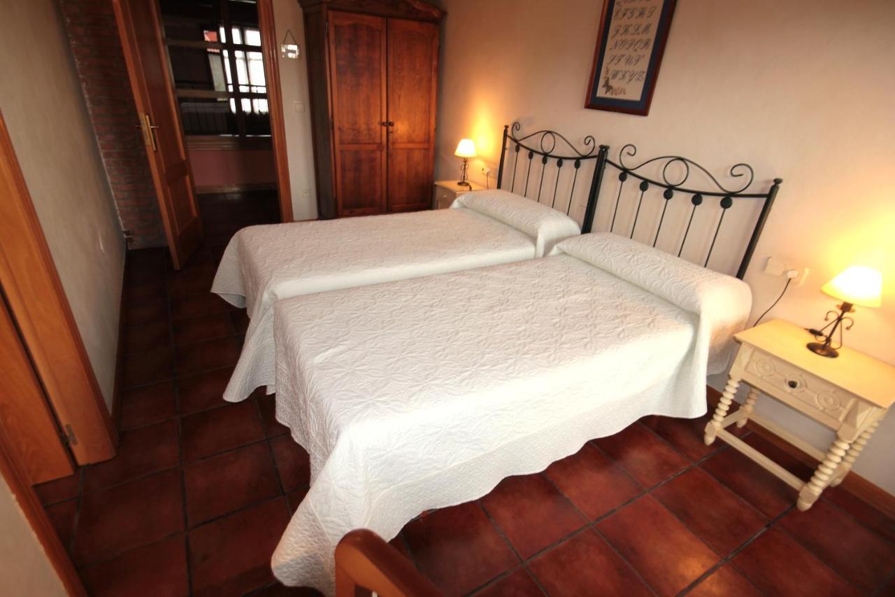 Casa Rural El Meson Брионес Экстерьер фото