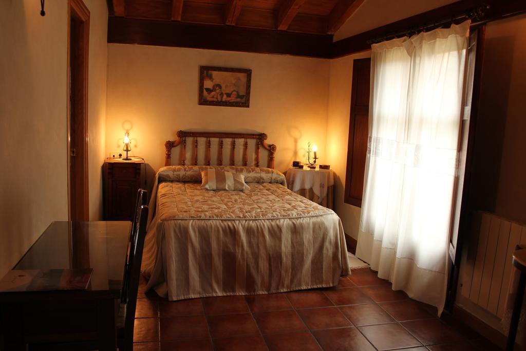Casa Rural El Meson Брионес Номер фото