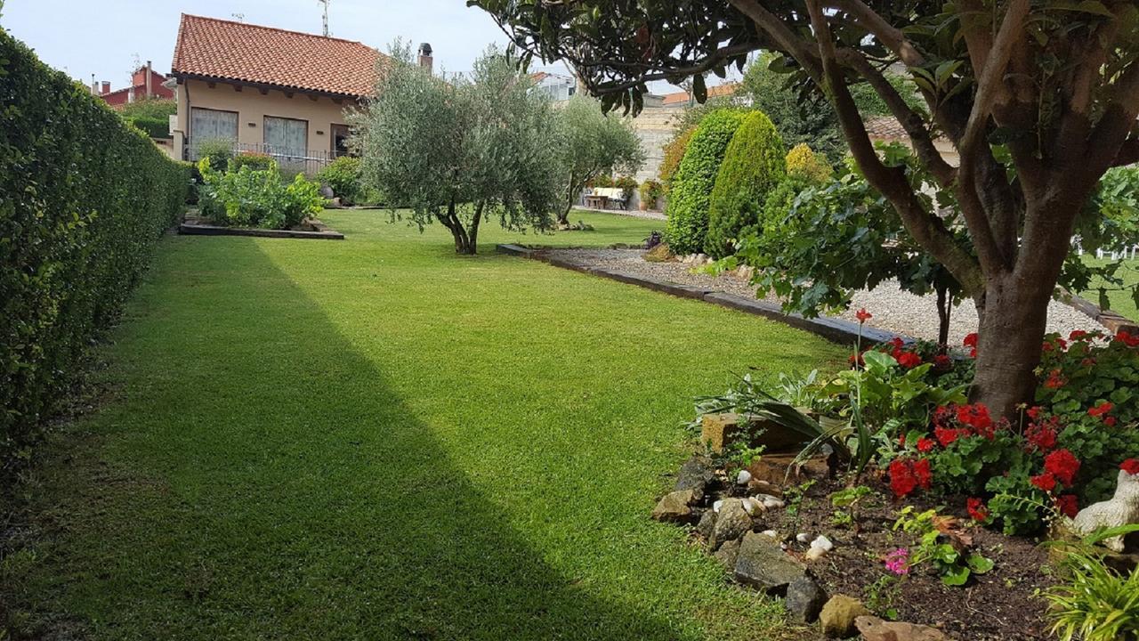 Casa Rural El Meson Брионес Экстерьер фото